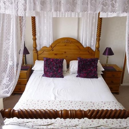 Sunbay Guest House Weymouth Room photo